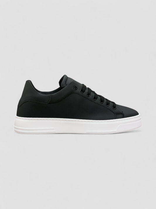 Sneakers fondo Basic colore Nero