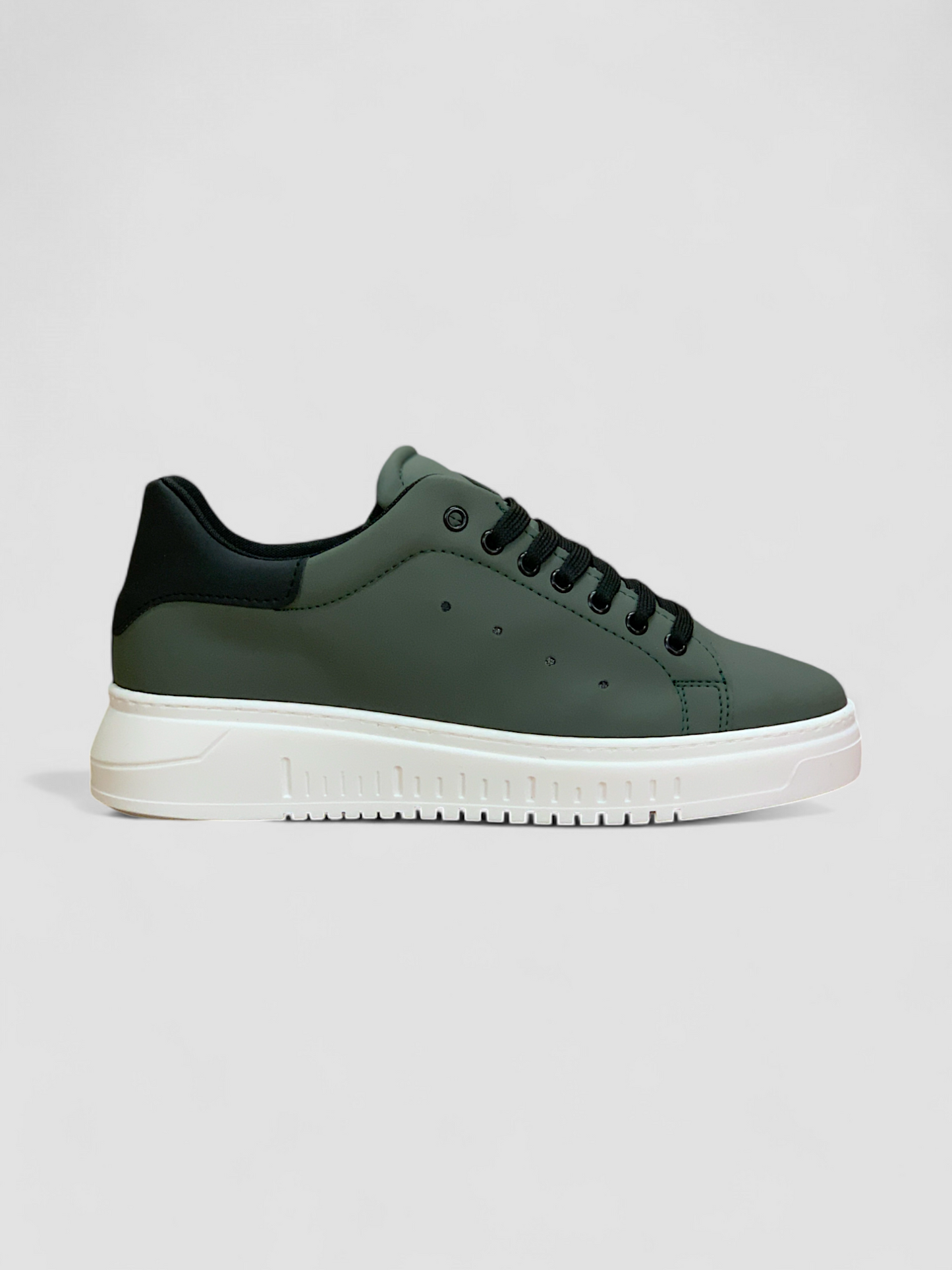 Sneakers fondo Army vera pelle colore Verde Militare